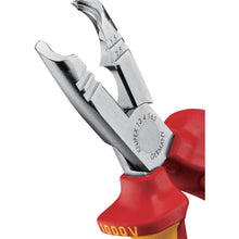 โหลดรูปภาพลงในโปรแกรมดูแกลเลอรี KNIPEX ที่ปอกสายไฟพร้อมฟังก์ชั่นคีมตัด (ชนิดหุ้มฉนวน) 165 มม. 1346-165SB KNIPEX