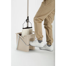 โหลดรูปภาพลงในโปรแกรมดูแกลเลอรี CONDOR Daily clean Tough Squeezer 181582 CONDOR