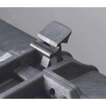 Tải hình ảnh vào trình xem thư viện, PELICAN 1120 (không xốp) đen 206 x 167 x 90