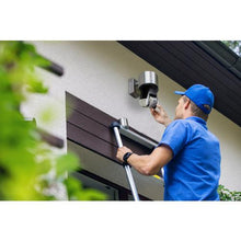 Tải hình ảnh vào trình xem thư viện, Camera an ninh theo dõi tự động ngoài trời loại ổ cắm AMARYLLO Triton