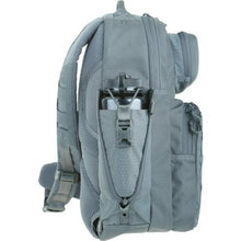 将图像导入到图库查看器中MAX GRIDFLUX吊饰黑色