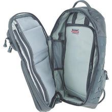 将图像导入到图库查看器中MAX GRIDFLUX吊饰黑色