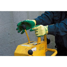 画像をギャラリービューアに読み込む, ショーワ 天然ゴム背抜き手袋 NO313グリップ(ソフトタイプ) 3双入り グリーン Lサイズ