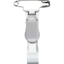 โหลดรูปภาพลงในโปรแกรมดูแกลเลอรี OP ป้ายชื่อแบบหนีบพลาสติกพร้อมพินนิรภัย สีเทา (10 ชิ้น)