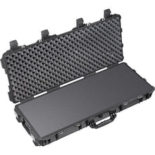 Load image into gallery viewer, PELICAN Long case on casters 1700 Black 968×406×155 170000000110 PELICAN
