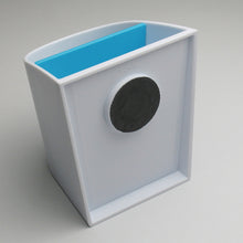 画像をギャラリービューアに読み込む, 緑十字　マグネットポケット（ボード用トレー）　白／青　ＭＰ−１７７Ｗ　９２×１０５×８３ｍｍ　  316021  GREEN CROSS
