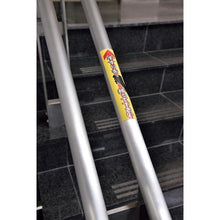โหลดรูปภาพลงในโปรแกรมดูแกลเลอรี สติกเกอร์ GREEN CROSS Please hold the rail Paste 405 180 x 40 mm 4 แผ่น Enbi
