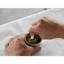 Tải hình ảnh vào trình xem thư viện, Bột trét sợi cacbon Soft99 80g
