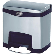 โหลดรูปภาพลงในโปรแกรมดูแกลเลอรี Rubbermaid สลิมจิม สเต็ปออนคอนเทนเนอร์ สเต็ปหน้า สแตนเลส 15.1 ลิตร สีดำ
