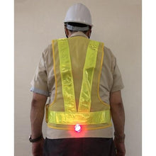 โหลดรูปภาพลงในโปรแกรมดูแกลเลอรี CATEYE Safety Light Wearable Mini SV สีแดง 33 x 39
