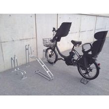 โหลดรูปภาพลงในโปรแกรมดูแกลเลอรี DAIKEN แร็คจักรยานแบบแบนอิสระขาตั้งจักรยานแบบต่ำ
