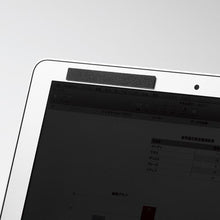 โหลดรูปภาพลงในโปรแกรมดูแกลเลอรี ตัวกรองป้องกันการแอบมอง ELECOM (ชนิดแม่เหล็กถอดได้)
