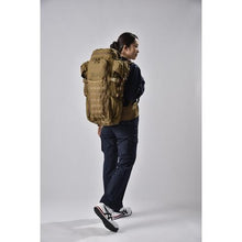 将图像导入到图库查看器中EBERLESTOCK半履带背包 黑色
