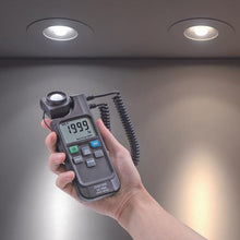 โหลดรูปภาพลงในโปรแกรมดูแกลเลอรี Digital lux meter พร้อมโหมด LED CUSTOM
