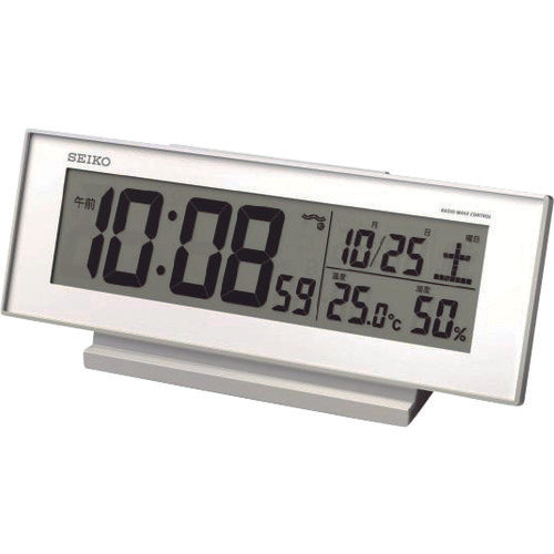 SEIKO automatic lighting digital radio clock