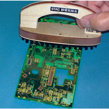 โหลดรูปภาพลงในโปรแกรมดูแกลเลอรี แปรงสำหรับ STAC วงจรพิมพ์กำจัดไฟฟ้าสถิตแบบเรียงซ้อน
