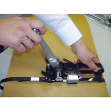 Load image into gallery viewer, Tsukasa manual tightening machine for heavy packing band "ST type"
