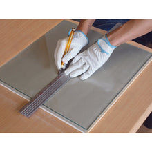 Tải hình ảnh vào trình xem thư viện, Máy cắt kính TRUSCO loại phun dầu
