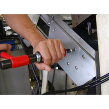 Tải hình ảnh vào trình xem thư viện, Trình điều khiển tác động TRUSCO với 5 bit, góc chèn 12,7 mm
