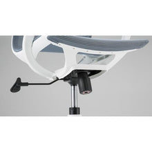 โหลดรูปภาพลงในโปรแกรมดูแกลเลอรี ทรุสโก้ เก้าอี้ตาข่าย น้ำเงิน/ขาว
